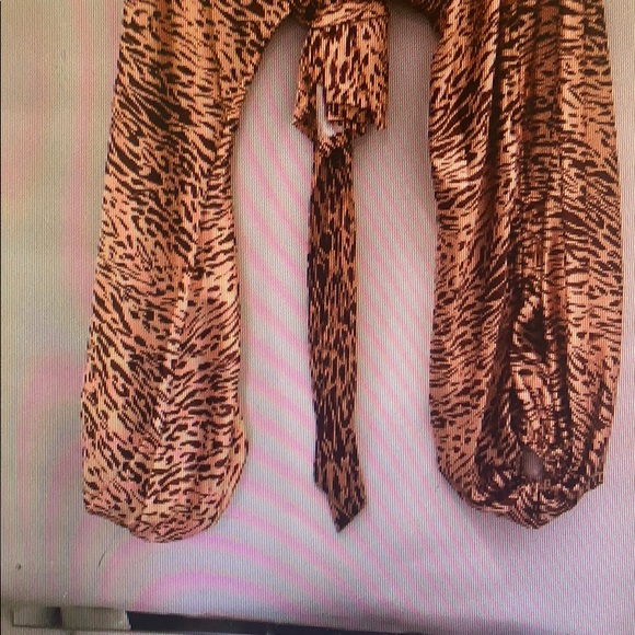 Top - Picture 3 of 4